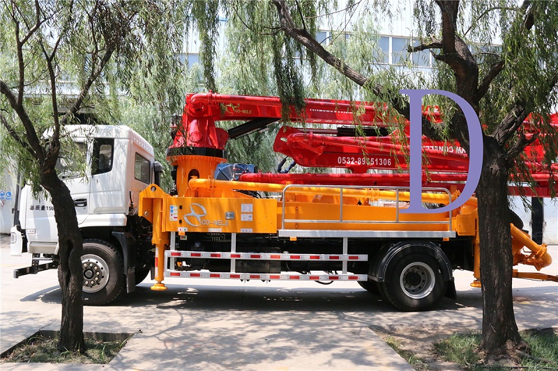 青島混凝土泵車(chē)價(jià)格 (39)