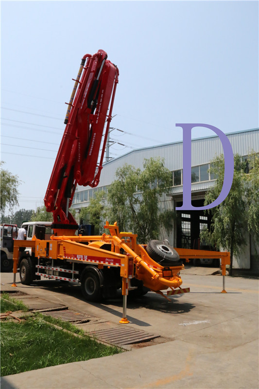 青島混凝土泵車價(jià)格 (30)