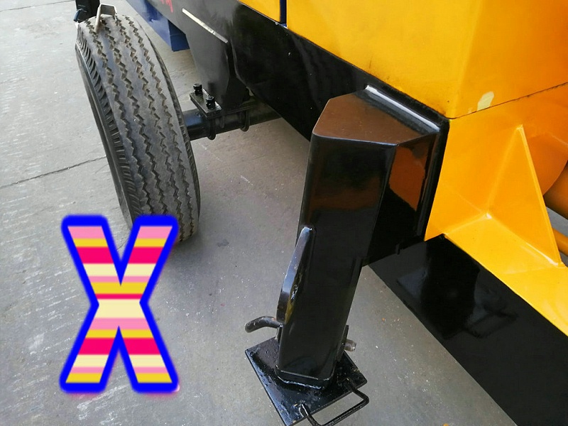 青島混凝土輸送泵價格 (2)