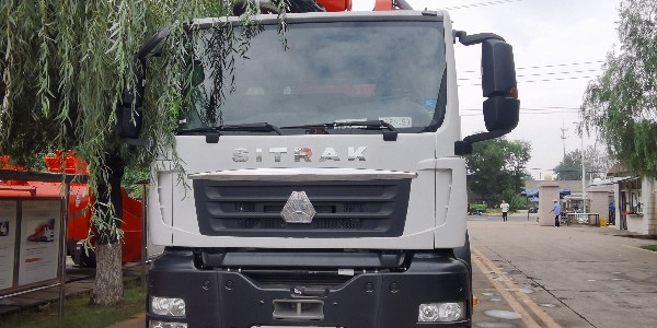 32米小型泵車(chē)的優(yōu)勢(shì)，幾點(diǎn)材質(zhì)和設(shè)計(jì)，更智能