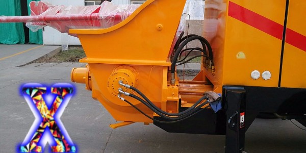 在對混凝土泵進行系統(tǒng)升壓和堵管時，操作工應(yīng)當怎么做？ —小科說泵