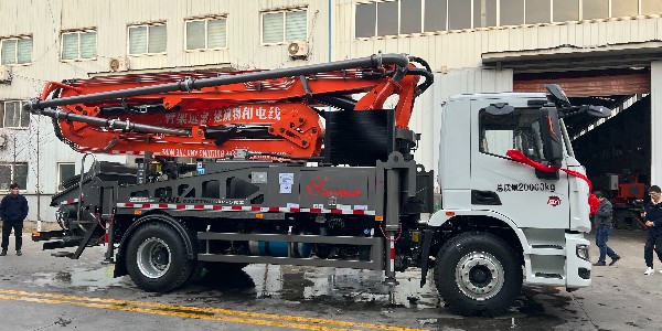 進(jìn)入炎熱的夏季，你的泵車要注意哪些呢